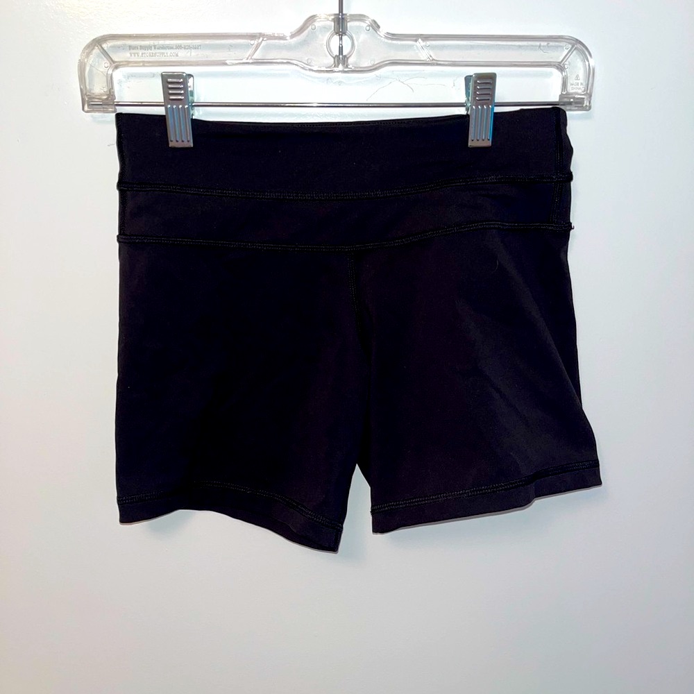 Lululemon Women's Black Shorts